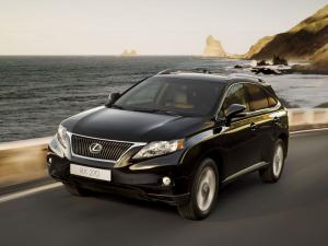 Lexus RX270 2010 года